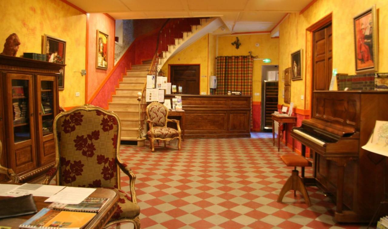 Hôtel Les Arcades Le Lion D'or à Buis-les-Baronnies Extérieur photo